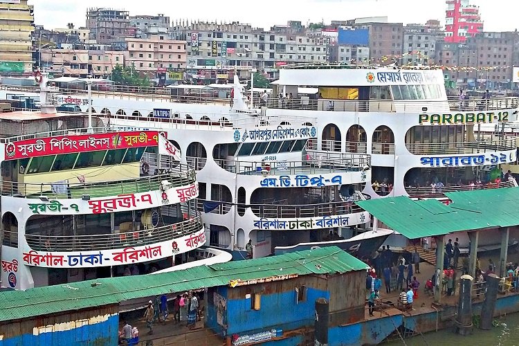 ইয়াসের কারণে সারা দেশের নৌযান চলাচল বন্ধ