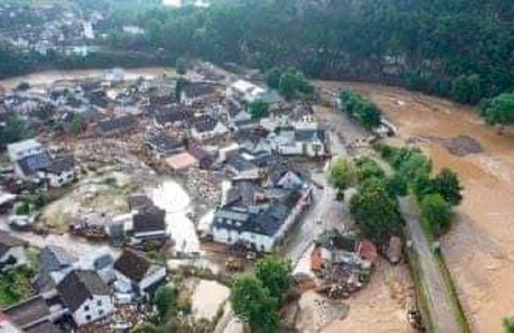 জার্মানিতে বন্যায় মৃত্যু ৮০