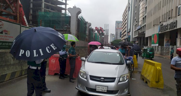 চেক পোষ্টগুলোতে আইনশৃঙ্খলা বাহিনীর ব্যাপক তৎপরতা