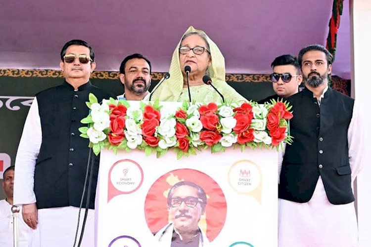 মানুষের সেবার আবারো সুযোগের জন্য নৌকায় ভোট চাইলেন প্রধানমন্ত্রী